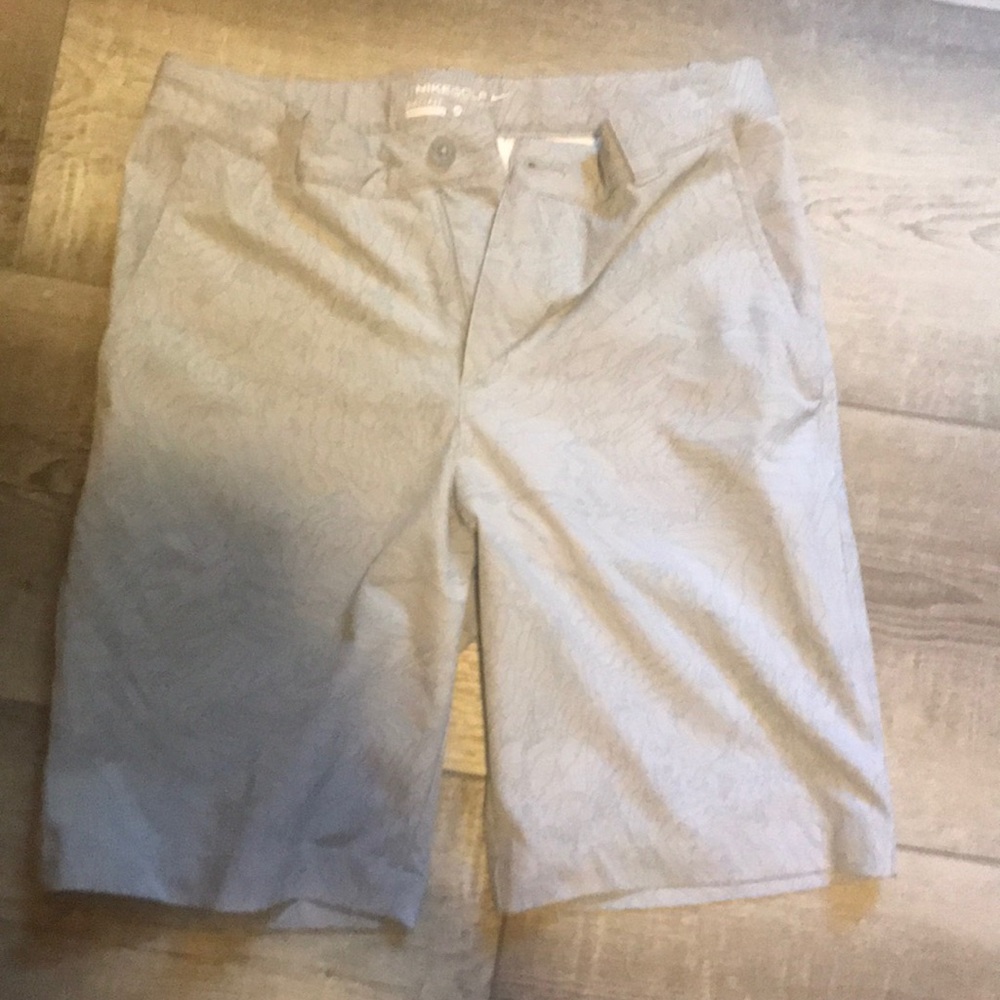 Nike golf shorts